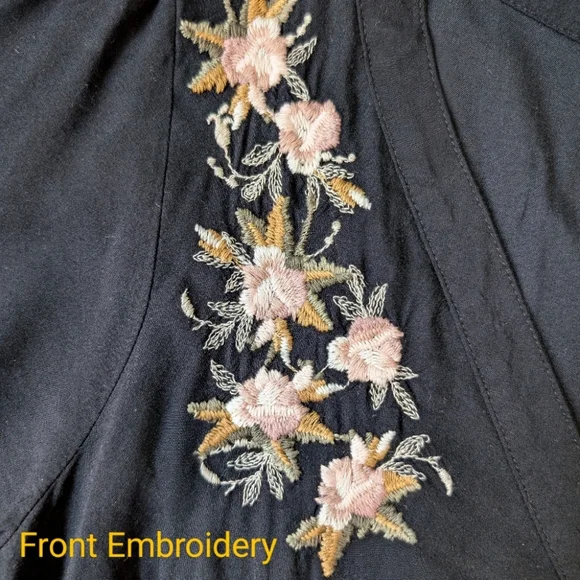 Abercrombie & Fitch Black Embroidery Knee-Length Dress in Small - Picture 6 of 15